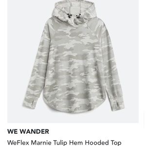 We Wander Marnie Tulip Hem Hoodie-hidden shoulder zip and thumb holes. Size 2x.
